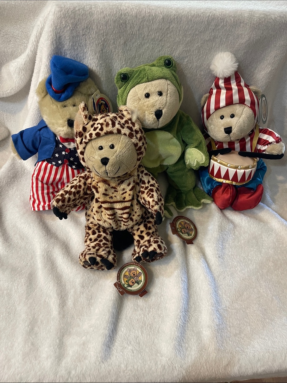 Lot of 4 Starbucks Bearista plush: Uncle Sam, Jester, Frog, Leopard. First 2 NWT